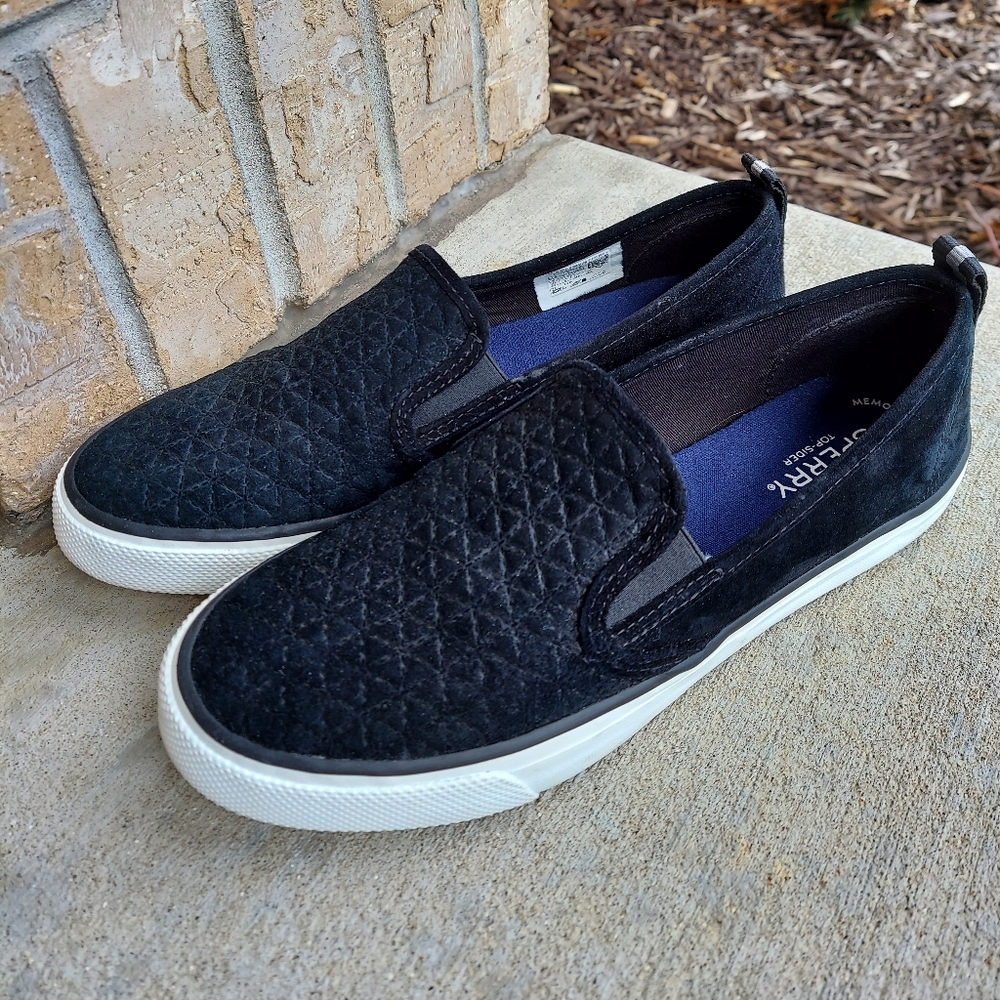 Sperry top sides sneakers women 's😃😃😃 Size 8.5